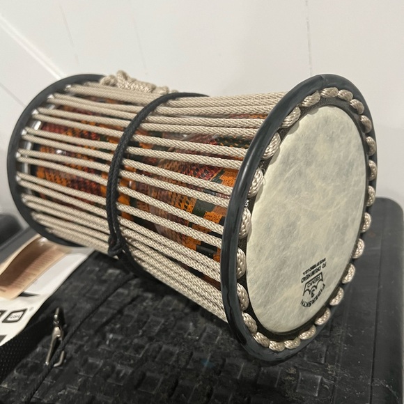REMO Talking Drum - Picture 2 of 8